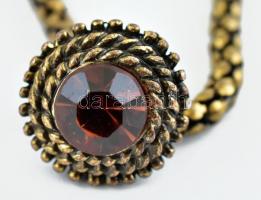 Fém elemekkel, kövekkel díszített műbőr karkötő, jó állapotban, h: 20 cm