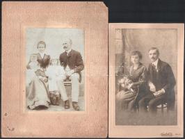 4 db régi, nagy méretű családi fotó