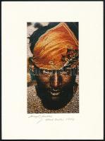 1987 Josef Kadar ,,New Delhi 1987 című vintage fotóművészeti alkotása, aláírva, pecséttel jelzett, 13,1x7,4 cm, karton 20x14,8 cm