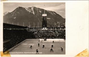 Olympia-Eisstadion Garmisch-Partenkirchen. 1936 Olympische Winterspiele / Winter Olympics in Garmisch-Partenkirchen. Ice stadium, ice hockey. Photo Beckert (ragasztónyom / glue marks)