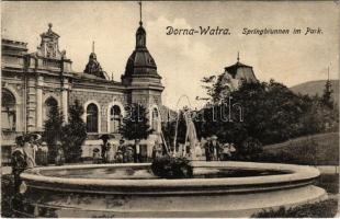 1918 Vatra Dornei, Dornavátra, Bad Dorna-Watra (Bukovina); Springbrunnen im Park / fountain
