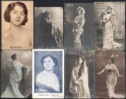 cca 1900-1950 13 db fotólap magyar színésznőkről: Szoyer Ilonka, K. Hegysi Mari, Küry Klára, Fedák Sári, stb., többségében a XX. sz, elejéről, részben sérült és vágott
