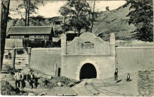 Petrozsény, Petrosani; Keleti bánya / mine entrance (Rb)