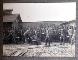 Lichtbilder aus der Betonbalken- und Brunnenrohr Erzeugung Lublin des 4. A. K. (Qu-Abtl.) K.u.k. mob...