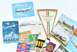 30 db-os MALÉV reklámanyag, pl. fedélzeti csokoládépapír, szalvéta, bőröndcímke, poggyászjegy, kárty...