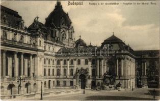1909 Budapest I. Főkapu a királyi várpalotában (EK)