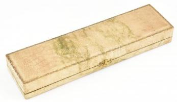 Ezüst (Ag) markolatú tortalapát, dobozban, jelzett, h:30 cm, bruttó:105g