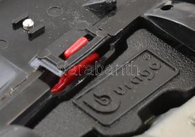 Burago Mercedes autómodell, sérülésekkel, h:25cm