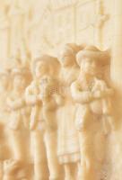 Csepkő falikép, búcsú jelenetes, fakeretben, jelzés nélkül, 10x13cm