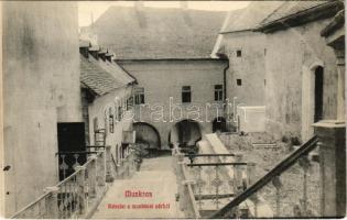 Munkács, Mukacheve, Mukacevo; részlet a munkácsi várból / castle, courtyard (EK)