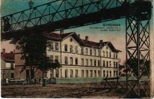 1917 Királyháza, Korolevo, Královo nad Tisou; Vöröskereszt épület és a vasúti átjáróhíd / Red Cross building at the railway station (EB)