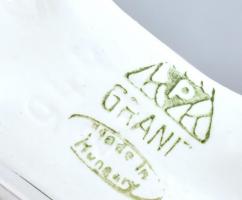 Zsolnay, Hollóházi és Gránit porcelán kulacs, jelzettek, kopásnyomokkal