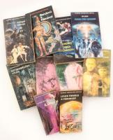 Kozmosz fantasztikus könyvek, 10 db (A városgép, A sorompó, Fehér szalamandra, Randevú a rámával, stb.)