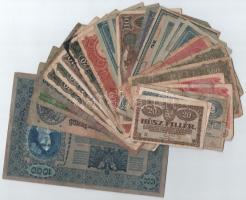 Vegyes 25 db-os, főleg koronából álló bankjegy tétel közte 1904. 10K, 1914. 2K és 1918. 25K T:III-IV közte: foltok, szakadások, anyaghiány, ragasztás