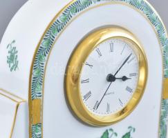Herendi Apponyi mintás porcelán óra quartz óraszerkezettel és aranyozott lábakkal hibátlan állapotba...