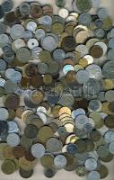 1 kg vegyes fémpénz egész világ, régi és új