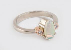 Arany (Au/14) Opálköves gyémánt (0,07ct) gyűrű, rozé és fehérarany, jelzett, 54-es méret, bruttó:4,1...
