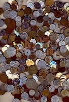 1 kg vegyes fémpénz egész világ, régi és új