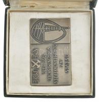 1976. "25 éves az Olajmérnökképzés Sopron-Miskolc 1951-1976 NME-OMBKE" ezüstpatinázott pla...