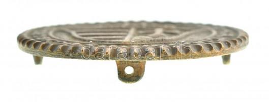 Zutt Richárd (1887-1938) 1916. A Debreceni Egyetem öntött bronz sapkajelvénye, hátoldalán négy darab...