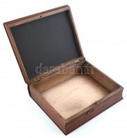 Könyv alakú fadoboz, XX. sz. vége, apró felületi sérülésekkel, kopásokkal, 8,5x29x36 cm