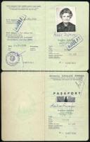 1989-1999 4 db román fényképes útlevél, közte 2 hiánnyal / Romanian passports, 2 pages damaged/partl...