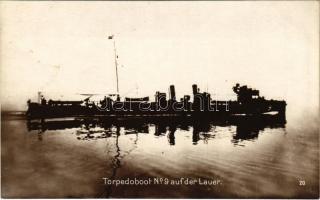 K.u.K. Kriegsmarine Torpedoboot No. 9. auf der Lauer / Austro-Hungarian Navy torpedo boat. R. Marincovich, Pola (fl)