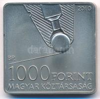 2010. 1000Ft Cu-Ni "Bíró László József, a golyóstoll szabadalmaztatója" kapszulában, tájék...