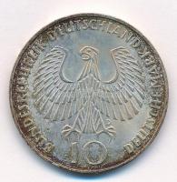 NSZK 1972F 10M Ag "MünchenI Olimpia / Olimpiai Láng" T:1-,2 patina
FRG 1972F 10 Mark Ag &...