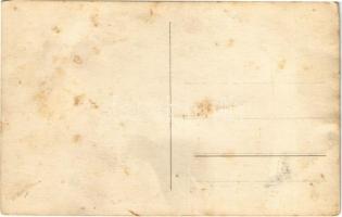 Bácskertes, Kupusina; Boldog Ünnepeket! Iskola utca, Templom, Jegyzőlak, Plébánia, Községháza télen ...