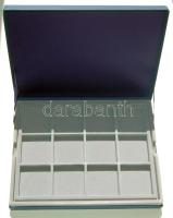 Éremtartó kazetta, újszerű állapotban, 1db tálcával, 24 férőhellyel