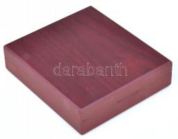 Bor kellék, fadobozban, jó állapotú, 17x15x4cm