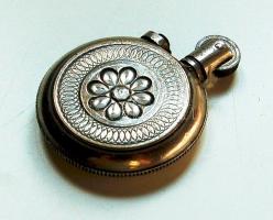 Régi benzines öngyújtó