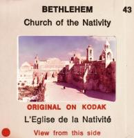 cca 1979-1980 Szentföldi diaképek, 82 db, 5x5 cm, műanyag tárolóban + Halina dianézegető, dobozában