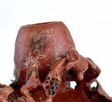 Figurális, majmos zsírkő váza, faragott, Kína, 1940 körül. m: 12 cm, kopott