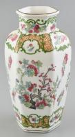 Victoria Austria porcelán váza, matricás, jelzett, kis kopással, m: 19 cm