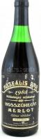 1985 Hosszúhegyi Merlot 1985, muzeális bor, hajós-bajai borvidék, szakszerűen tárolt bontatlan palack vörösbor, 0,75l.