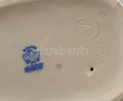 Aquincumi porcelán akt, kézzel festett, jelzett, kopásnyomokkal, m: 16 cm