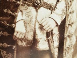 Nyáregyházi báró Nyári László díszmagyarban bekeretezve, aláírásával? 19x12 cm