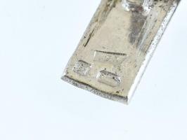 Ezüst (Ag) karkötő, markazitokkal ékítve, jelzett, bruttó:18g, h:17cm