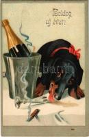 1927 Boldog új évet! Tacskó pezsgővel / New Year greeting, Dachshund dog drinking some champagne. EAS 16509/16510. litho