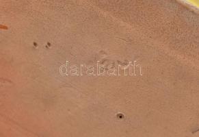 Olvashatatlan jelzéssel: Art Deco harmonikázó fiú. Mázas kerámia, kopásnyomokkal, m:14,5cm