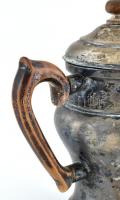 Ezüst (Ag) kanna, 13 latos antik fémjellel, fa füllel, horpadásokkal, sérült, bruttó: 262g, m:15cm