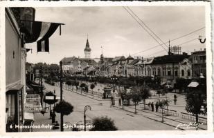 Marosvásárhely, Targu Mures; Fő utca, magyar zászlók, gyógyszertár, autóbusz, üzletek / main street, Hungarian flag, pharmacy, autobus, shops