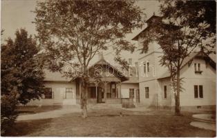 1907 Bőnyrétalap (Győr), Hegyeshalmi Fischer Kálmán úrilaka Sóskútere pusztán, villa, kastély. Tulaj levele Kallós Bertalan iparfelügyelő úrnak (későbbi államtitkárnak). photo (EK)