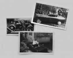 cca 1920-1940 Vegyes fotó tétel, rajta 2 db kis gyerekkel játék autóban, valamint 1 db igazi autóval, 7x11 cm és 9x14 cm közötti méretben