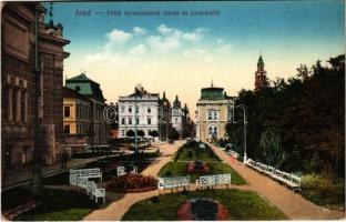 1915 Arad, Felső kereskedelmi iskola és park. Kerpel Izsó kiadása / school, park (EK)