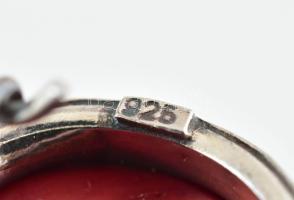 Ezüst(Ag) fülbevalópár korallal, jelzett, h: 1,5 cm, bruttó: 9,4 g