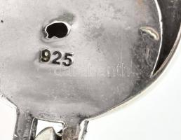 Ezüst(Ag) nyaklánc zománcozott medállal, jelzett, h: 44 cm, bruttó: 6,39 g
