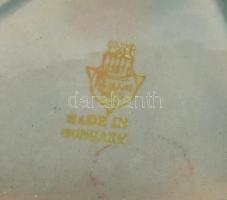 Zsolnay Török János(1932-1996): Hárfázó. Eozin mázas porcelán fajansz, jelzett, 1970 körül, sérült, ...